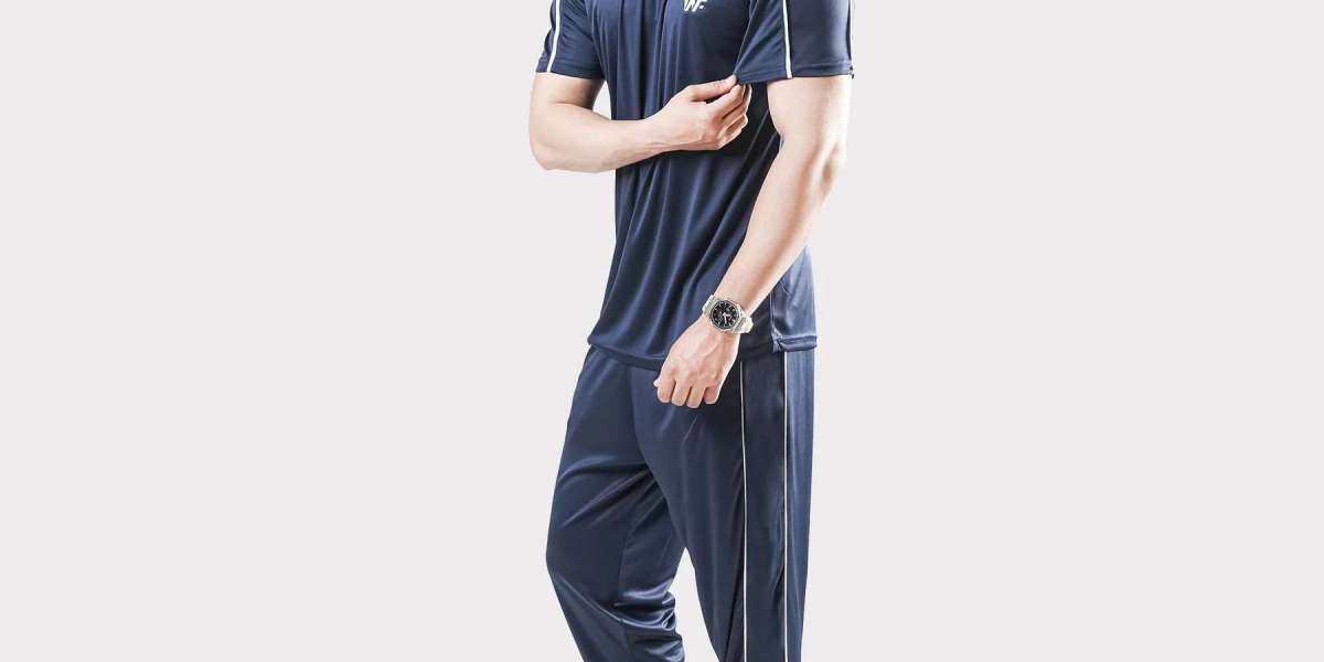 Upgrade Your Wardrobe with Summer Tracksuit Mens Wear