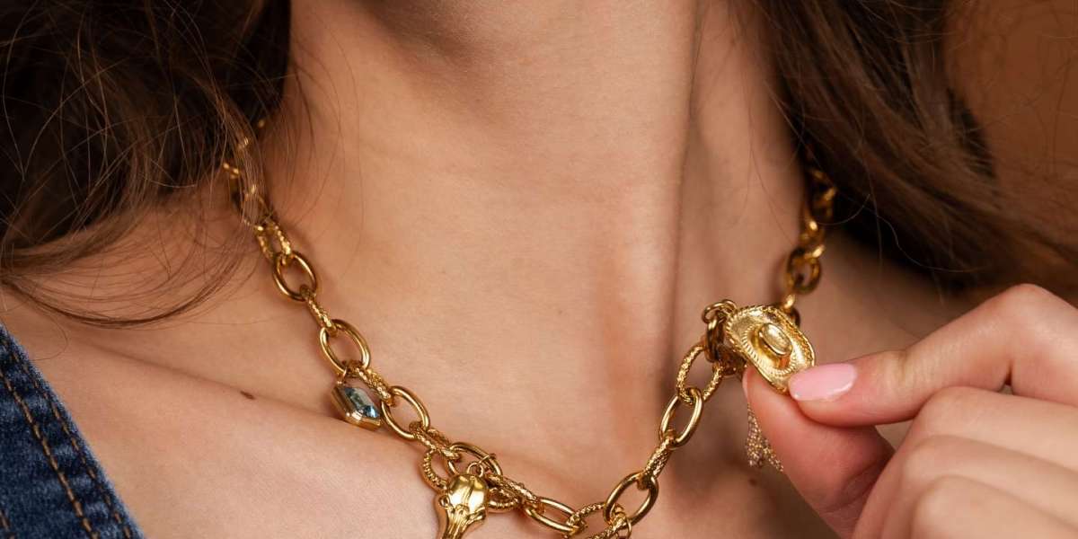 DIY Charm Necklace vs. Custom In-Store Experience
