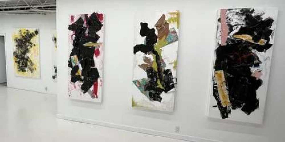 What Artists Should Know Before Exhibiting in a Contemporary Art Gallery St Louis
