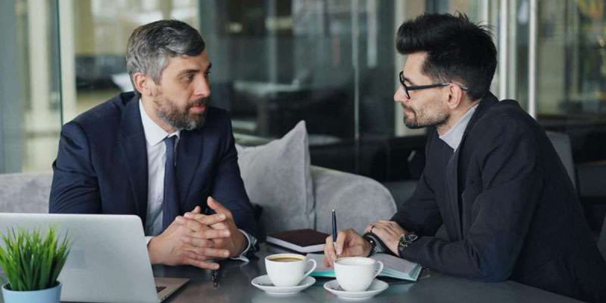 How Leadership Coaching Helps Professionals Lead with Confidence?