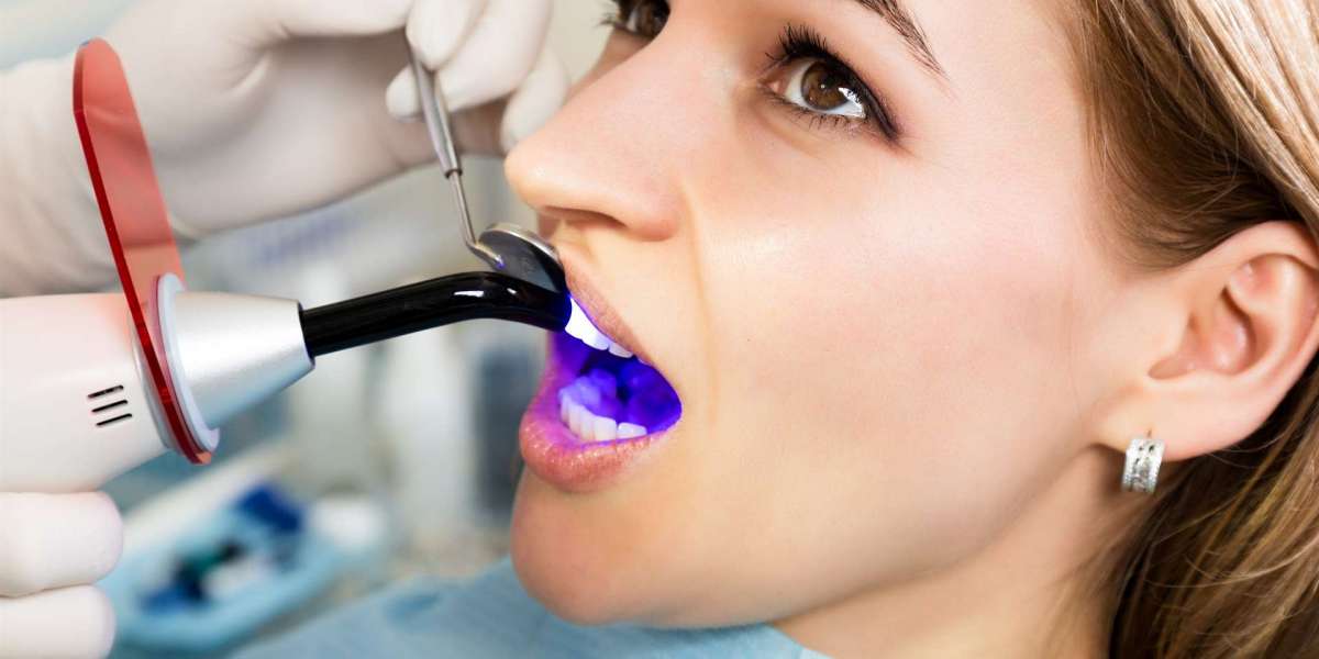 How to Know If You Are a Candidate for Dental Implants in Dubai?