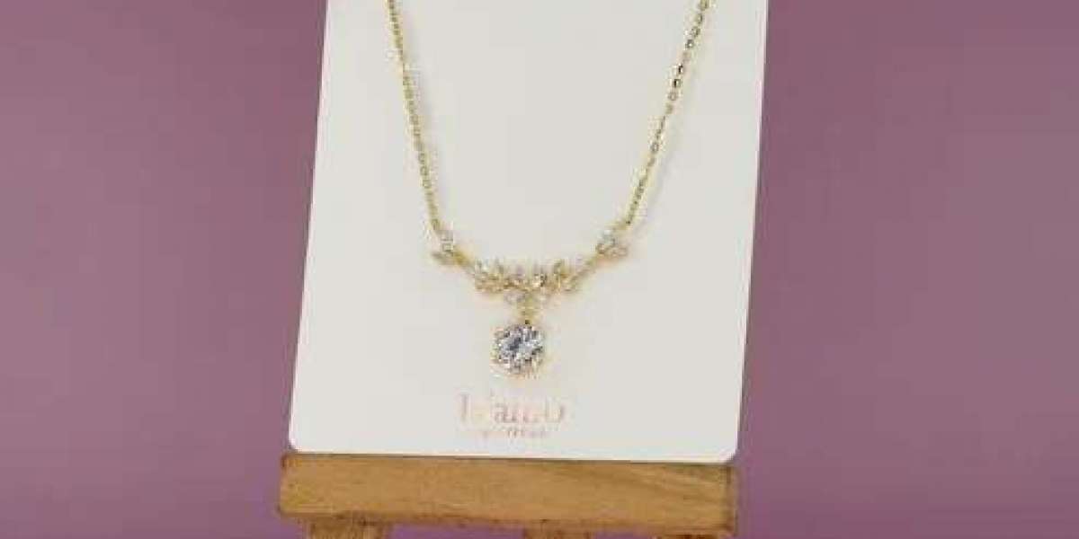 Silver Necklaces That Define Elegance and Timeless Jewellery Style