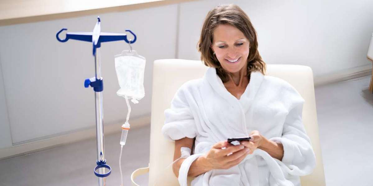 Limited-Time Seasonal IV Hydration Packages in Rancho Mirage