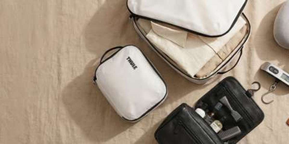 Kleine Helfer mit grosser Wirkung: Reiseaccessoires für stressfreies Reisen