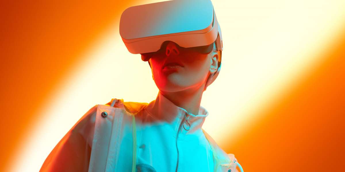 Virtual Try-On Solutions: The Next Big Shift in Ecommerce