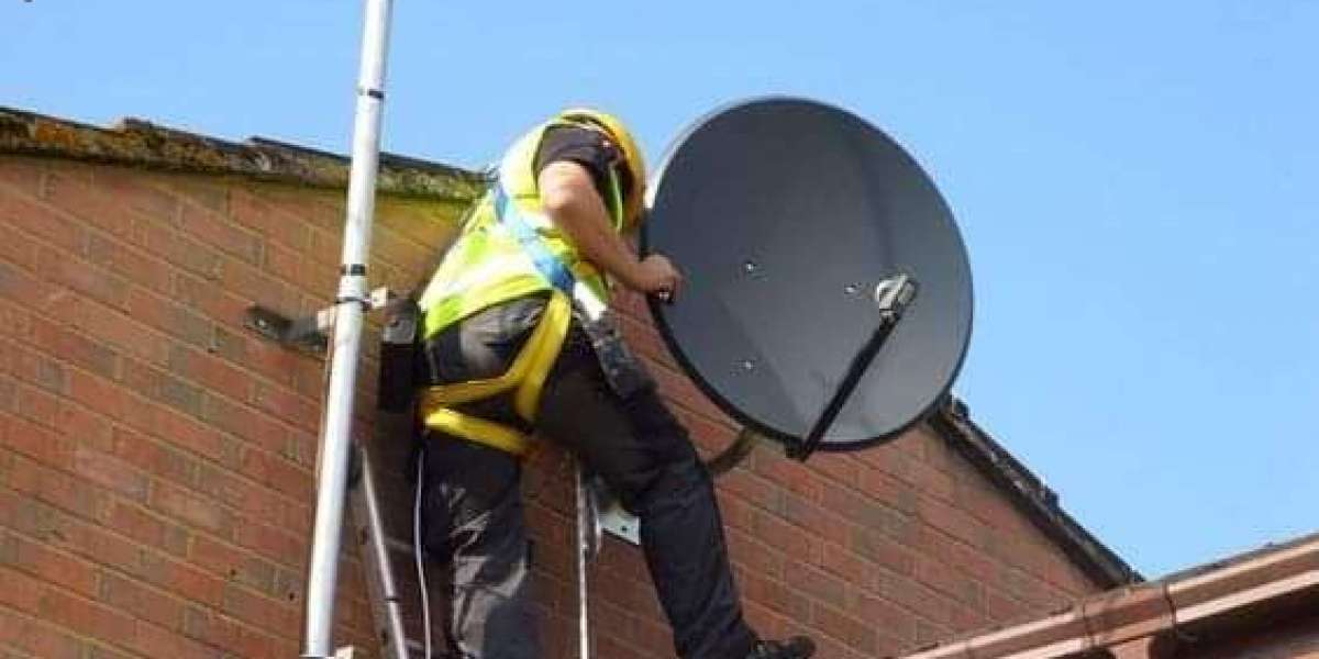 Satellite Technician in Al-Umariya – High-Quality Dish Installation and Maintenance Services