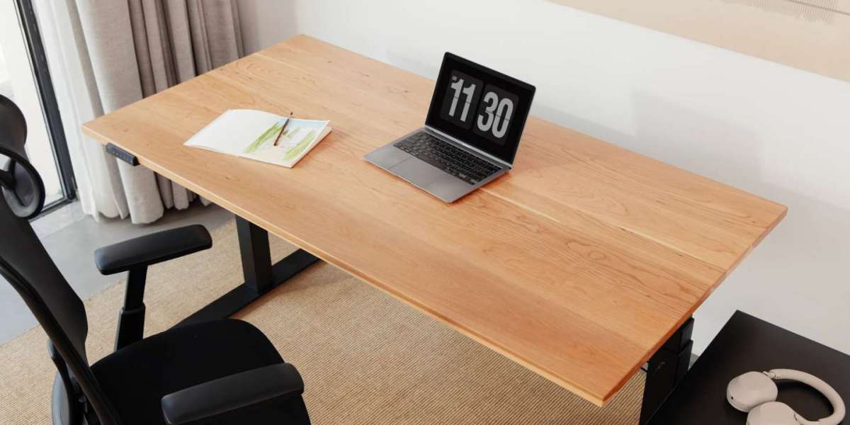 7 Creative Ways to Personalize Your Standing Desk Space