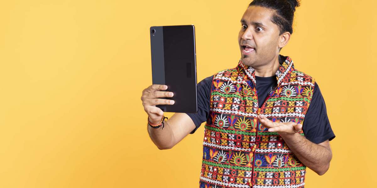 Want Answers About Career, Love & Life? Your Kundali Vishleshan Is Just a Click Away ?