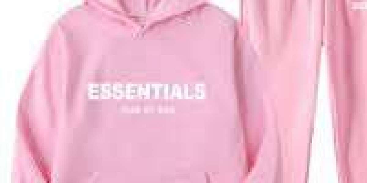 Why Essentials Clothing Has Become a Wardrobe Staple (And Not Just a Fad)