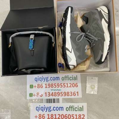 qiqiyg.com whatsapp+8618120605182 Premium wholesale fashion is here. Shoes, belts, and watches. Legi Profile Picture