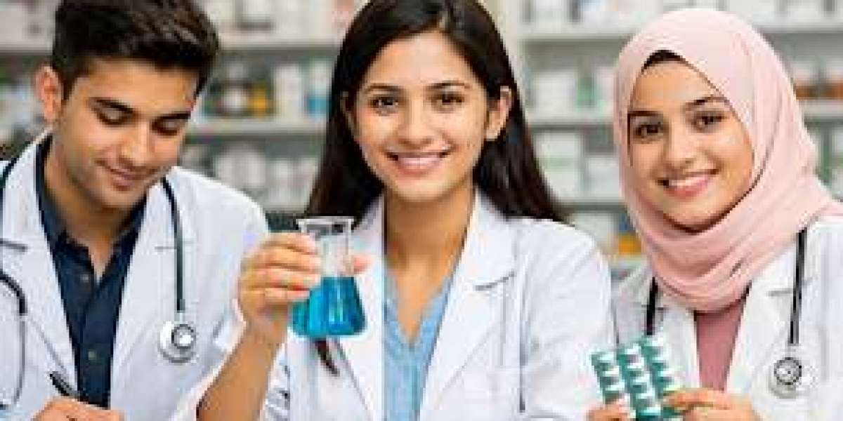Start Your Pharmacy Journey in Greater Noida with Admission 2026