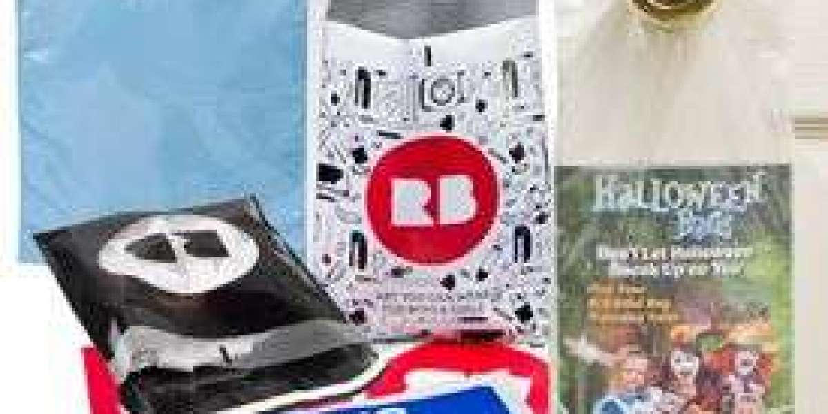 What to Know Before You Buy Poly Bags Online in the USA