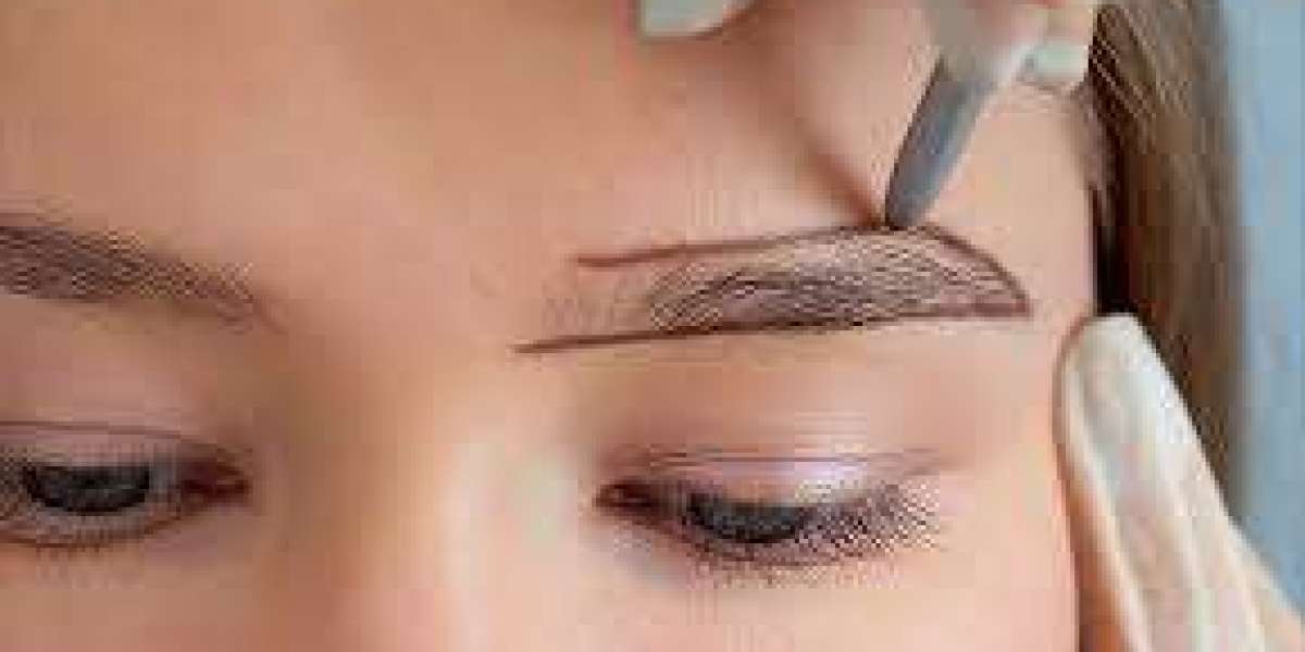 Best Eyebrow Hair Transplant in Dubai: Step-by-Step Procedure Explained