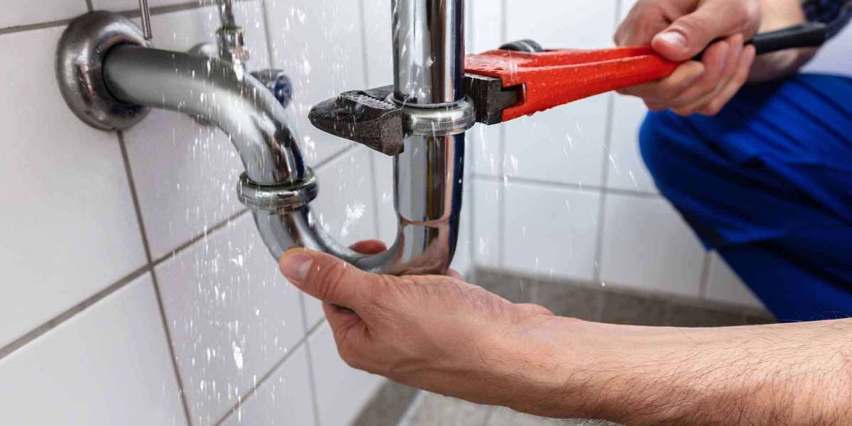 How Rising Plumbing Costs in the UK Are Changing How People Choose Drainage Services