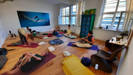 Samen bewegen en verbinden: team qigong workshops in Tamm