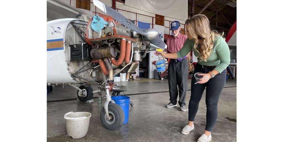How to Properly Clean Your Light Aircraft
