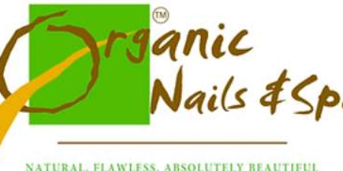 What Makes Organic Nail Salons Different from Regular Nail Salons?