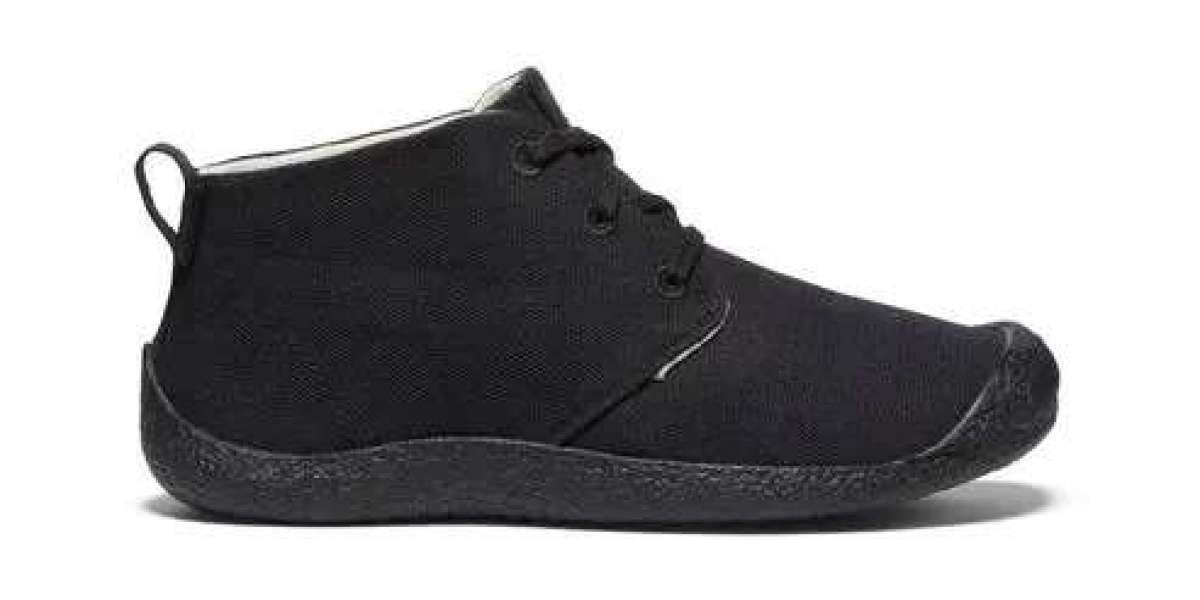 The Ultimate Guide to Choosing Comfortable and Stylish Everyday Footwear