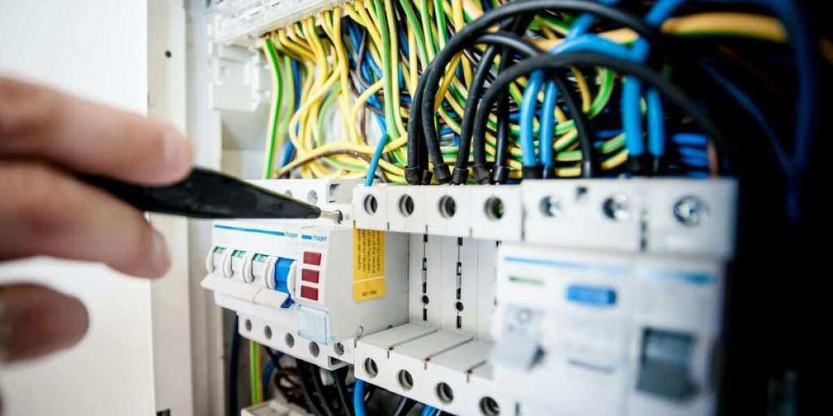 Emergency Electrician Services You Can Rely On