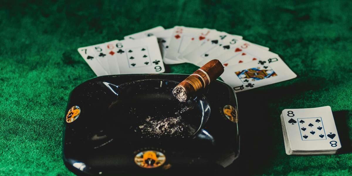 The Hidden Psychology Behind Gambling and Why Players Keep Coming Back for More