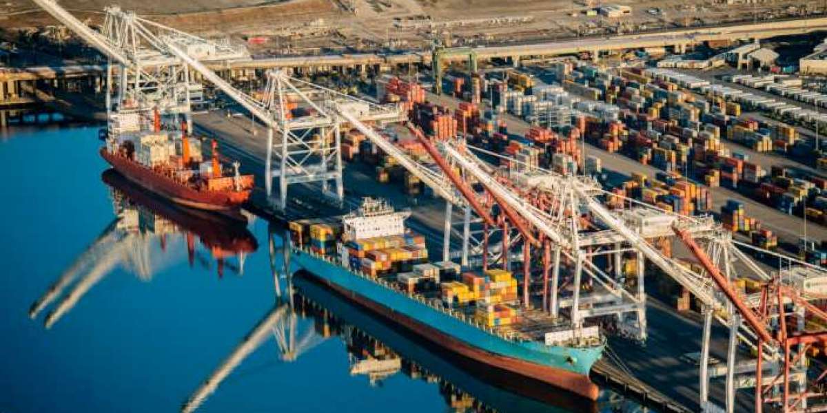 Incoterms FOB: A Complete Guide to Free On Board in International Trade