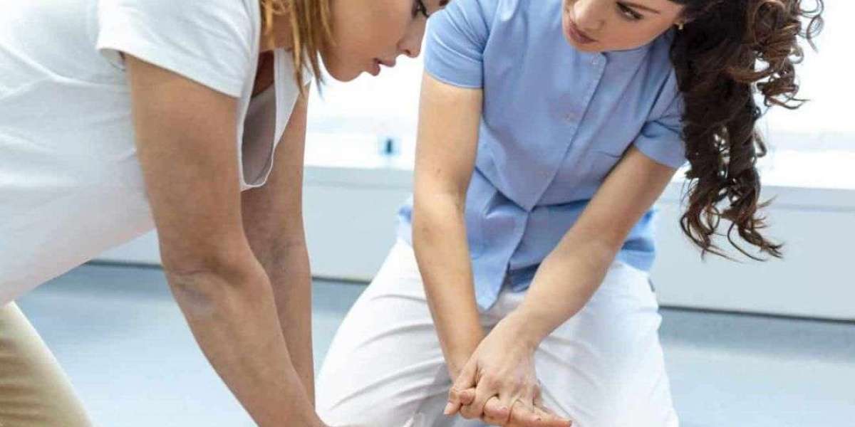 What to Expect During an AHA CPR Certification Class?