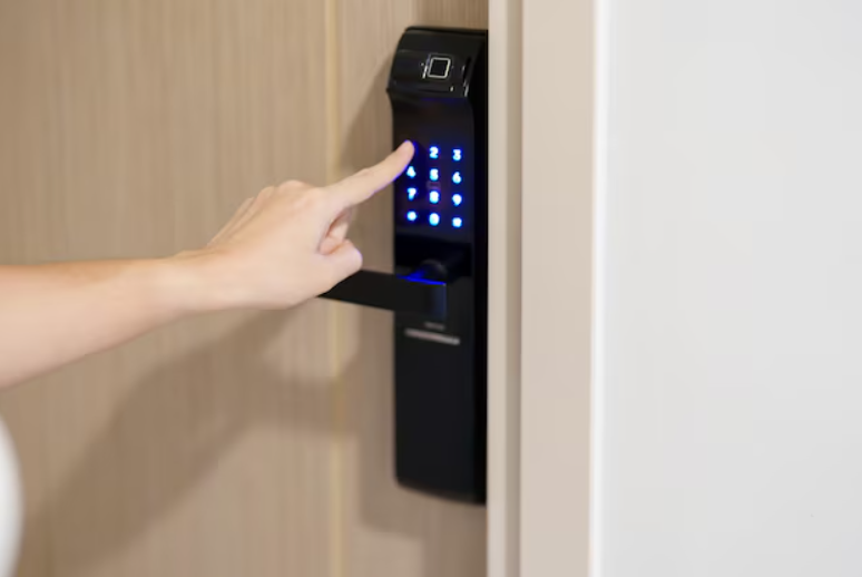 Choosing The Right Smart Digital Lock For Singapore Apartments - Eromeofficial