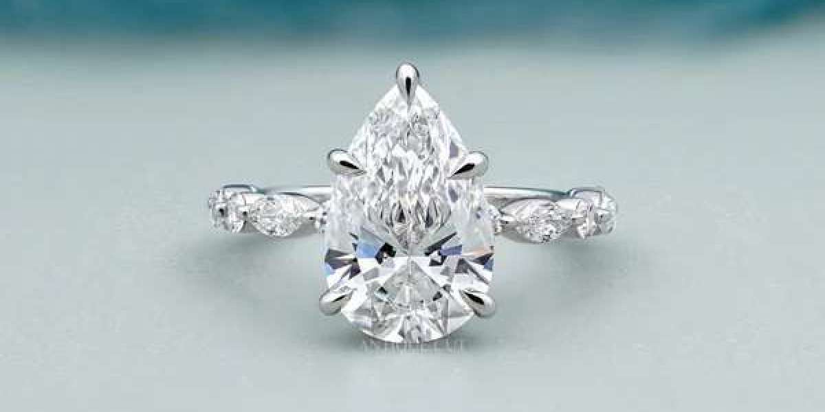 How Pear Shaped Lab Grown Diamond Rings Offer Modern Refinement