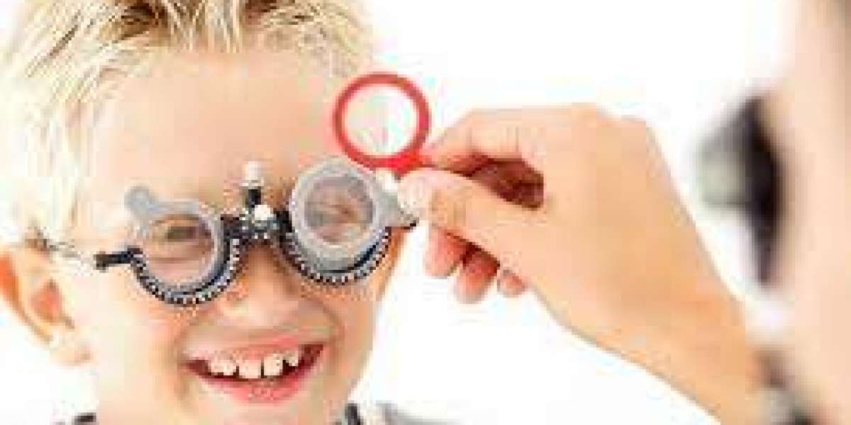How Contact Lenses Can Affect Your Eye Health