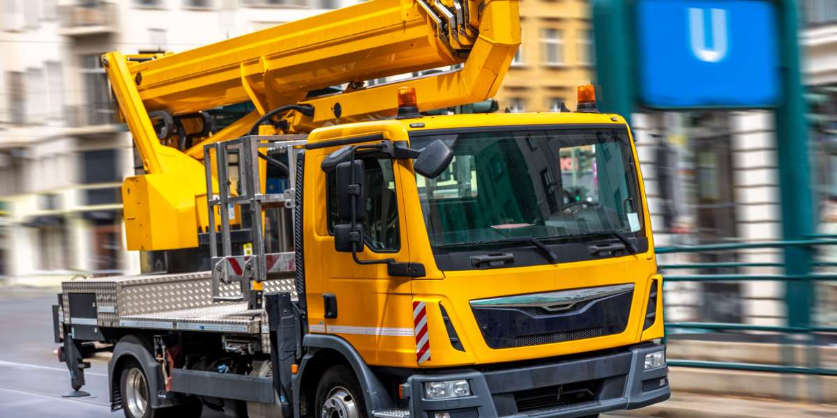 Towing Sydney Near You for Instant Tilt Tray Services Available 24/7 Backup