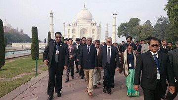 Taj Mahal VIP Tour - By Shamsuddin Khan