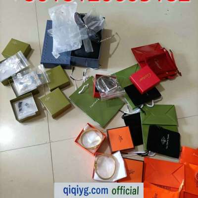 Wholesale 2026 Fashion Dresses & Handbags – qiqiyg official whatsapp：+8618120605182 Official Top Profile Picture