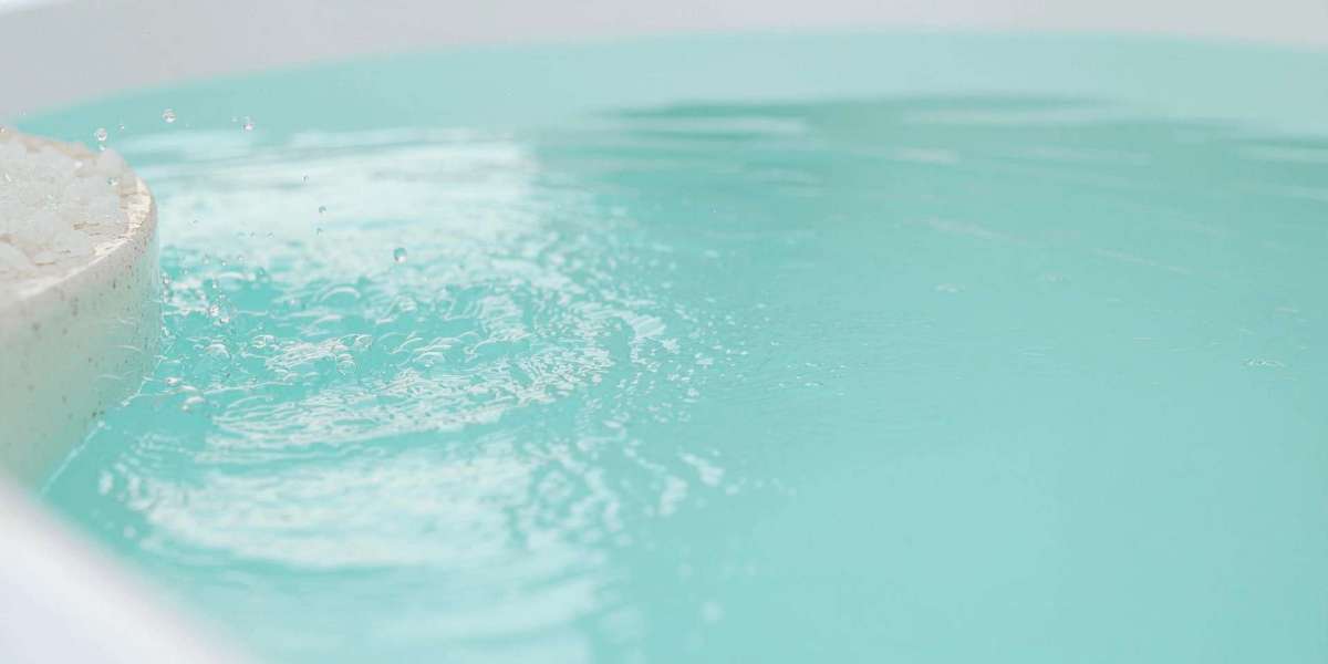 What Makes a Bath Product Feel “Luxury”