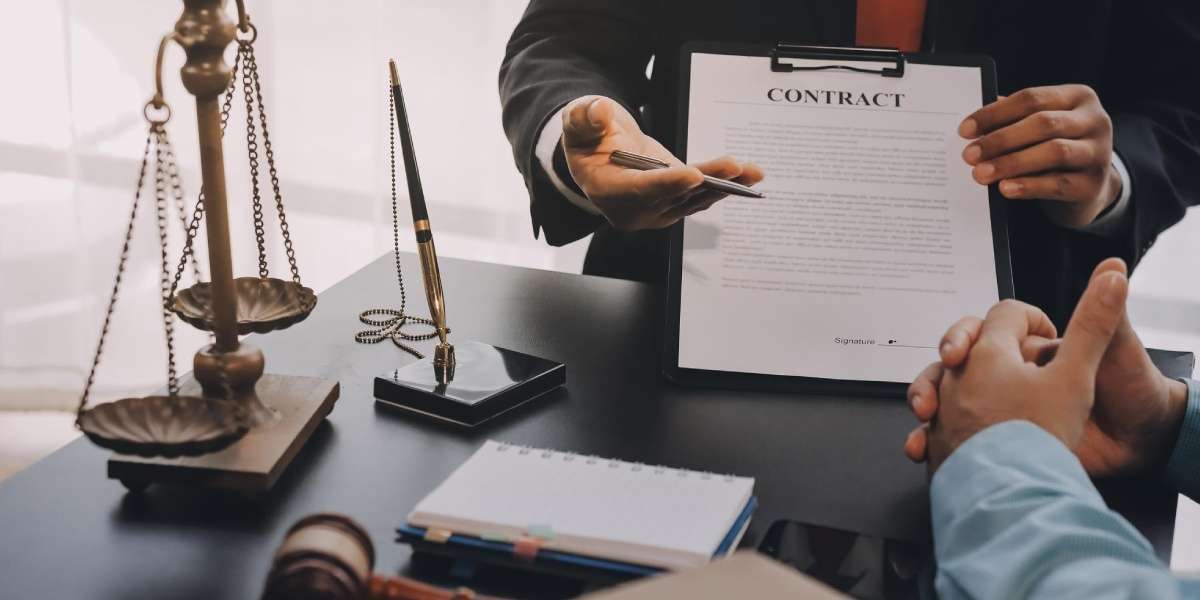 How Employment Law Affects Tax Planning for Executive Compensation Packages