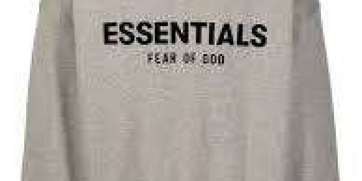 What Should You Consider Before Buying Veste Essentials?