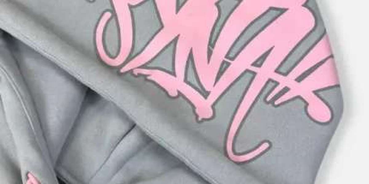 Syna World Clothing: The Streetwear Brand Redefining Modern Fashion in 2026