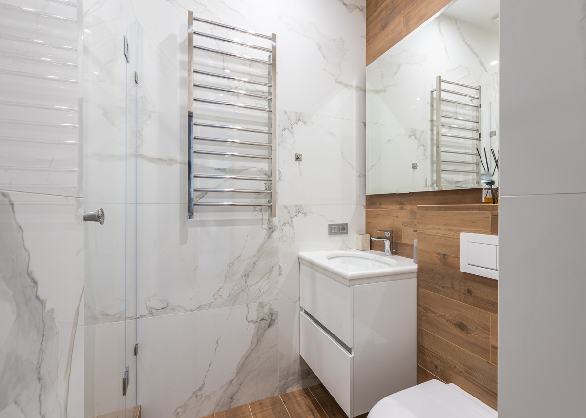 Heated Towel Rails: Everything You Need to Know Before Buying – Forward Times