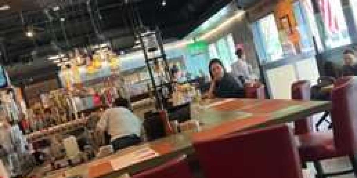 Exploring the Best Places to Eat and Unwind in a Scenic Suburban Dining Hub