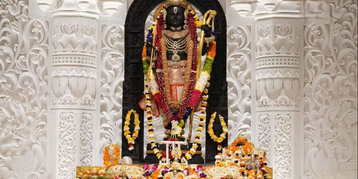 Conquer Fear and Illness: Why the Maha Mrityunjaya Jaap Online is Your Divine Shield