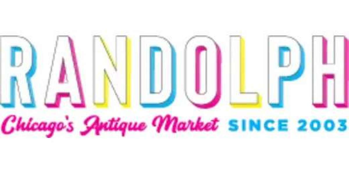 Why Is Randolph Street Market a Must Visit Destination for Vintage Lovers in Chicago?