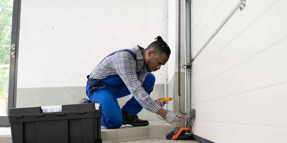 Emergency Garage Door Repair Near Me – Fast 24/7 Service in Ottawa, ON
