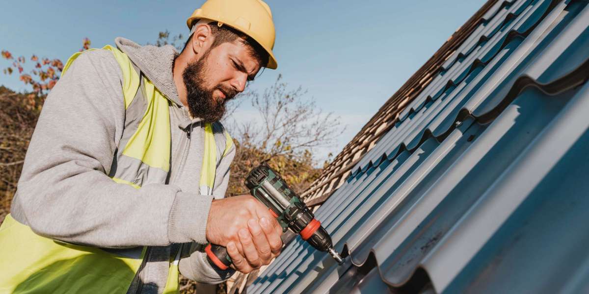 3 Ways B & R Roofing Supply & Equipment Co Supports DIY Homeowners