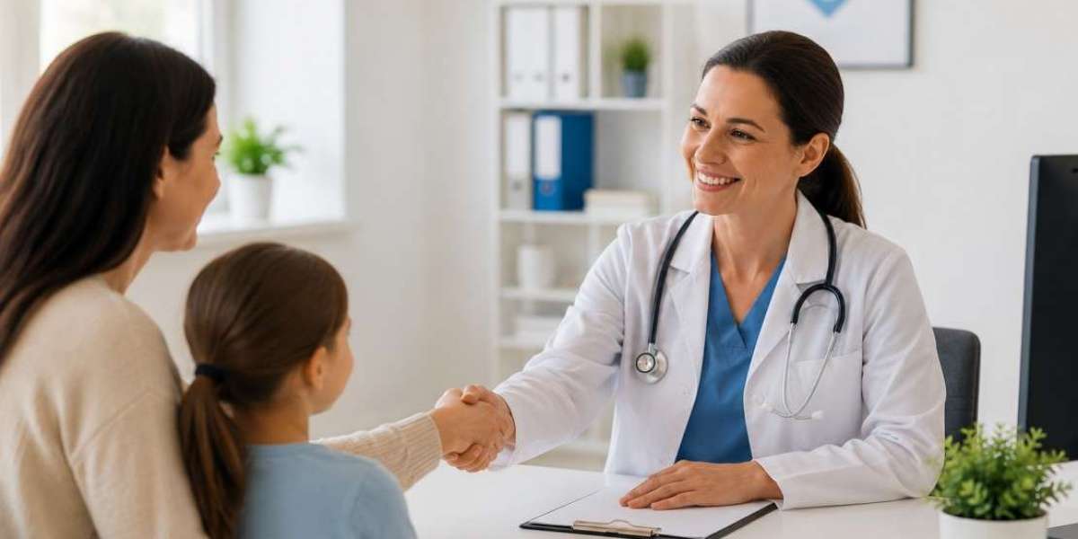 Primary Care Doctors Accepting New Patients: What Queens Residents Need to Know Before Booking