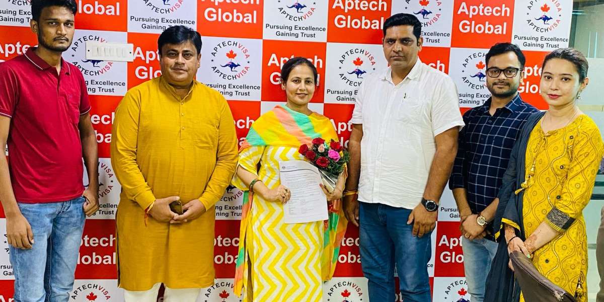 Why Thousands of Indians Are Choosing Professional Immigration Consultants in Delhi Before Applying for PR in 2026