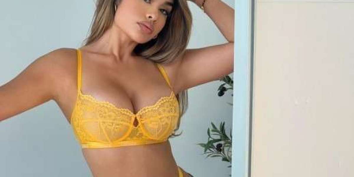 With Lucknow Escorts men will enjoy and feel art in sex!
