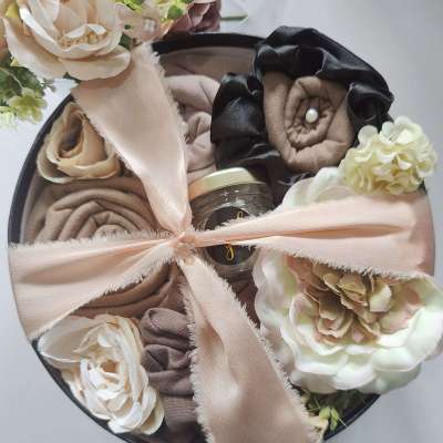 Modesty Gift Box, Premium Hijab, Scarf, Magnetic Pins, Scrunchie Profile Picture
